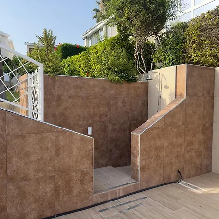 Holiday home Periyali Condo-limassol Parklane *