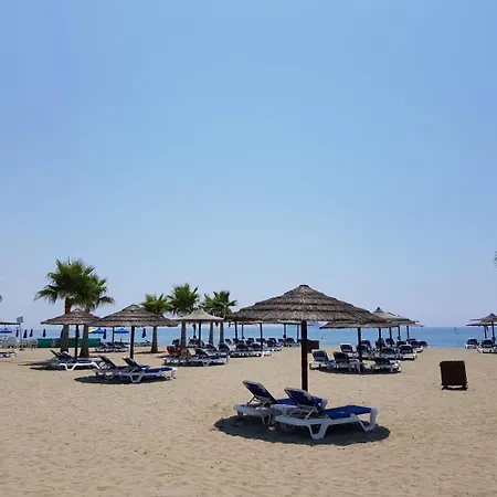 Holiday home Periyali Condo-limassol Parklane *