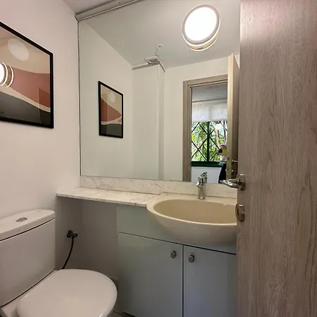 Periyali Condo-limassol Parklane Holiday home *
